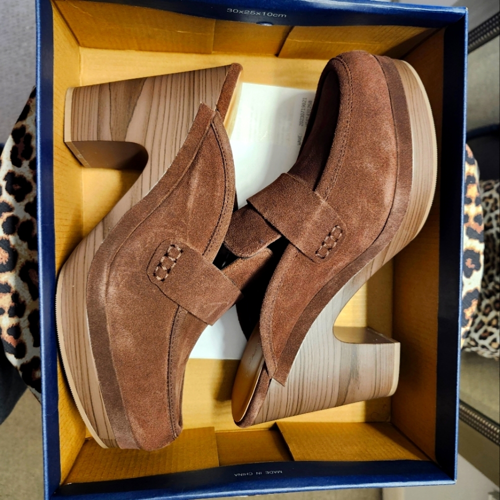 New In Box - Splendid Vina Suede Wood Heel Platform Clog Size 11